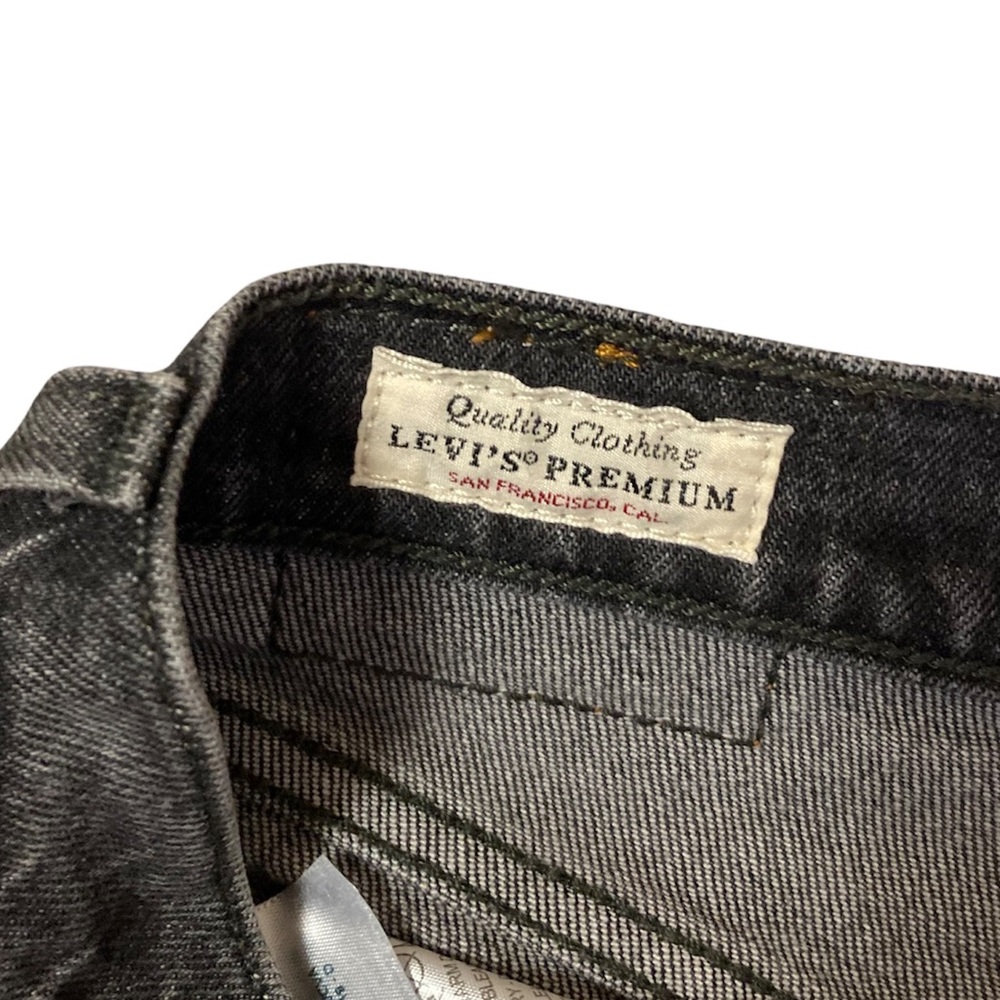 Levi’s 501 Cropped Studded 5 Pocket Button Fly Jeans Size 26x26 - Picture 4 of 13